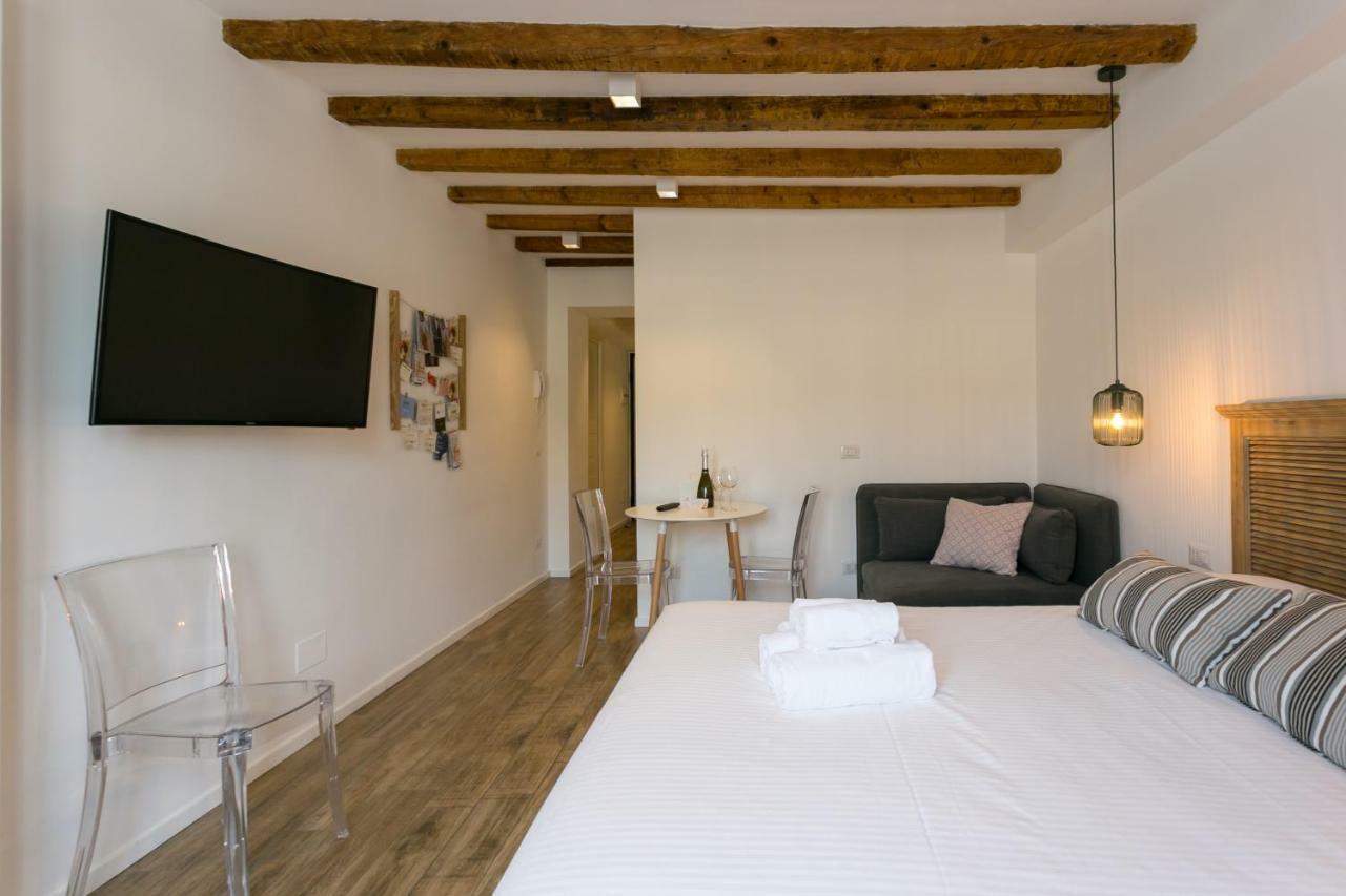 Milano Apartments Porta Genova Eksteriør bilde